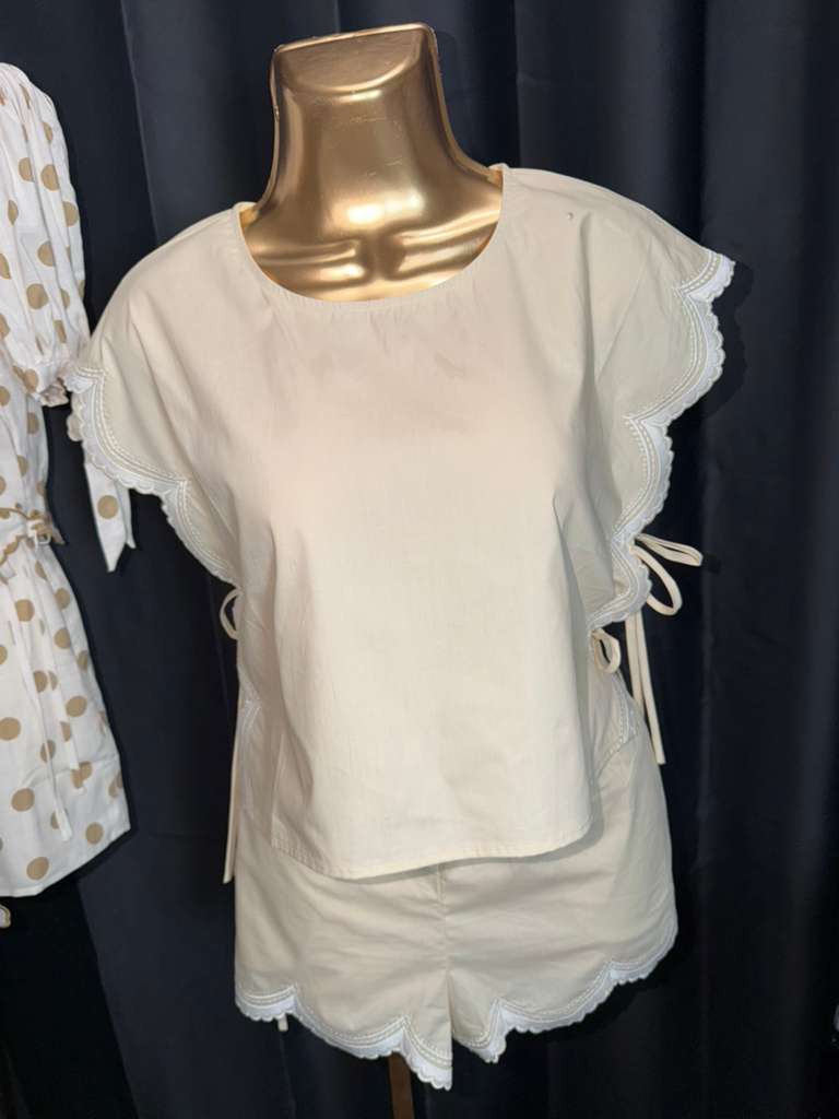 Conjunto Blanco Bordado Elegante
